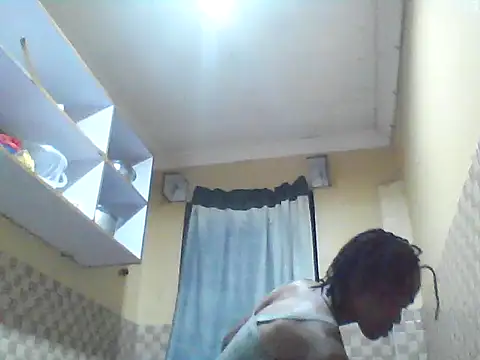 Smillie prety online show from November 2025 03:58:02 PM