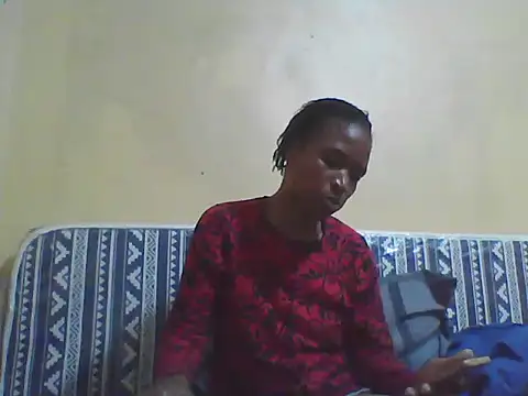 Smillie prety online show from March 2026 05:51:01 PM