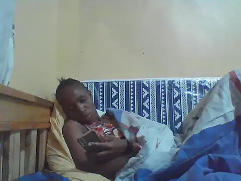 Smillie prety online show from March 2026 12:58:02 AM