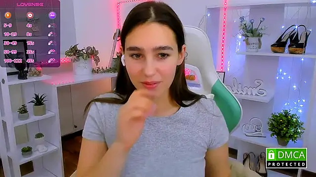  Eliizabeth  online show from January 2026 09:38:02 PM