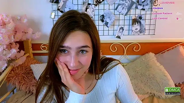  Eliizabeth  online show from May 2026 09:45:02 PM