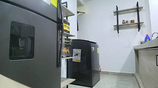 roxana collins online show from March 2026 02:28:01 AM