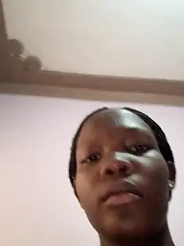 Snapshot of sweet_zara01 chatting on January 2025 02:17:02 PM sweet zara01 online show from January 2025 02:17:02 PM