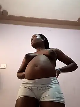 Snapshot of sweet_zara01 chatting on January 2025 01:32:01 PM sweet zara01 online show from January 2025 01:32:01 PM