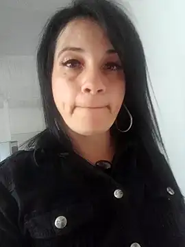 Snapshot of Analbigholes chatting on December 2024 04:09:01 PM Analbigholes online show from December 2024 04:09:01 PM