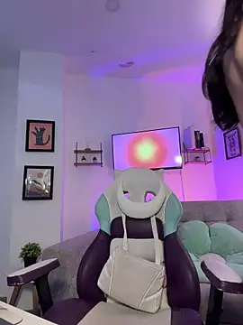 tati reyess online show from May 2026 12:02:01 PM