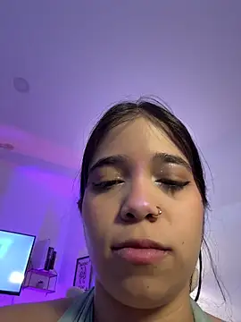 tati reyess online show from May 2026 12:22:02 PM