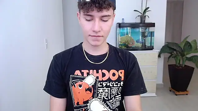 Snapshot of adrian_morelly chatting on December 2024 06:00:02 PM adrian morelly online show from December 2024 06:00:02 PM