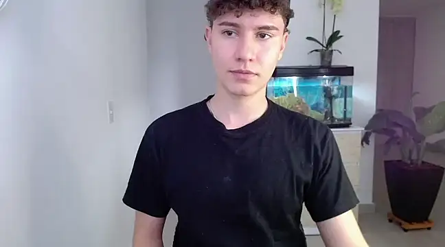 Snapshot of adrian_morelly chatting on December 2024 09:46:01 PM adrian morelly online show from December 2024 09:46:01 PM