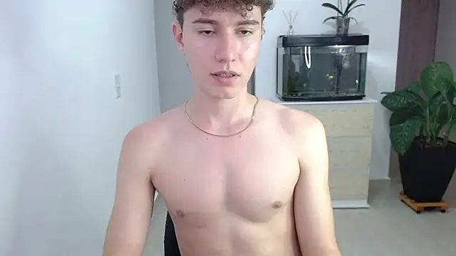 Snapshot of adrian_morelly chatting on December 2024 09:42:02 PM adrian morelly online show from December 2024 09:42:02 PM