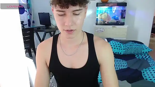 Snapshot of adrian_morelly chatting on October 2025 07:47:01 PM adrian morelly online show from October 2025 07:47:01 PM