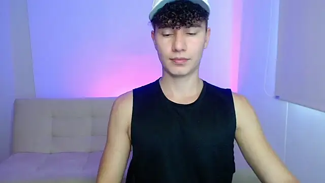 adrian morelly online show from March 2026 06:23:02 PM