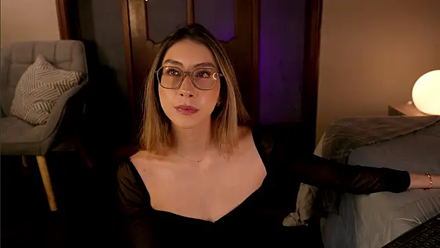 lua ferch   online show from November 2025 01:02:01 PM