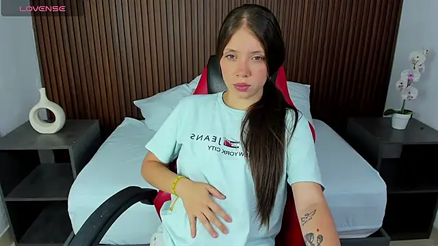 Snapshot of nataly_rodri chatting on February 2025 07:10:02 PM nataly rodri online show from February 2025 07:10:02 PM