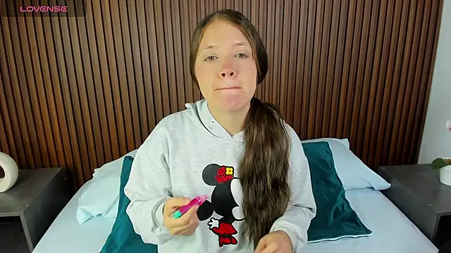 Snapshot of nataly_rodri chatting on March 2025 12:01:01 PM nataly rodri online show from March 2025 12:01:01 PM