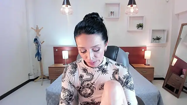 Snapshot of Kristen_Garner chatting on January 2025 11:24:01 PM Kristen Garner online show from January 2025 11:24:01 PM