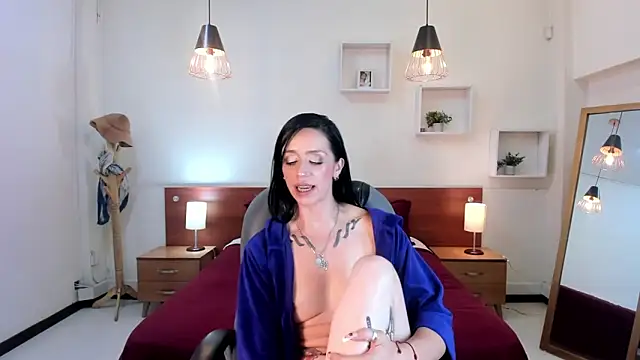 Snapshot of Kristen_Garner chatting on February 2025 12:02:01 AM Kristen Garner online show from February 2025 12:02:01 AM