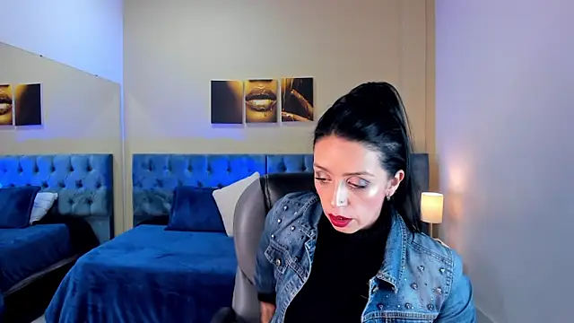 Snapshot of Kristen_Garner chatting on March 2025 08:23:02 PM Kristen Garner online show from March 2025 08:23:02 PM