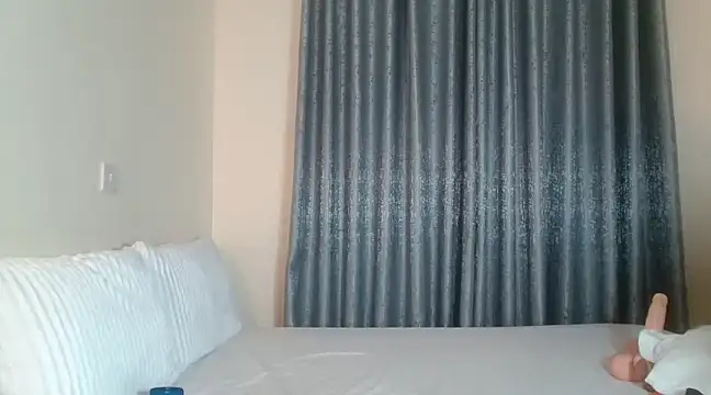 Elegant Ebony online show from December 2024 08:58:02 AM