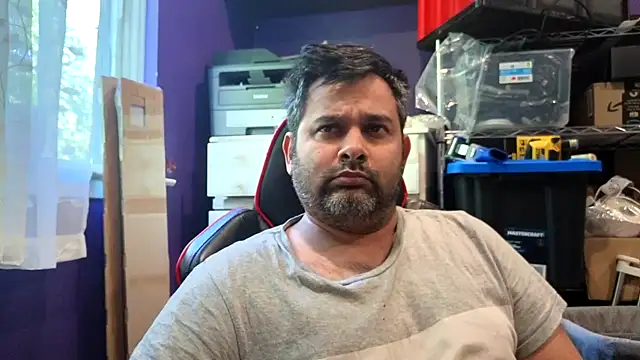 Sakhtlaundaz online show from May 2026 09:22:02 PM