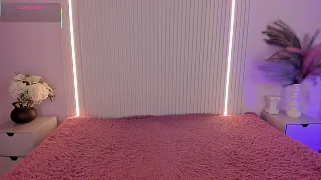 EmilyEvans7 online show from March 2026 09:23:01 PM