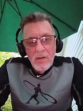 Snapshot of CoordinatedCheese1 chatting on July 2026 10:19:01 AM CoordinatedCheese1 online show from July 2026 10:19:01 AM
