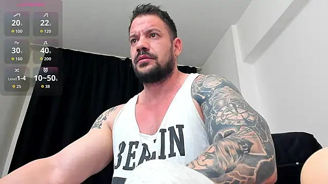 musclemonster31 online show from April 2026 08:31:01 PM