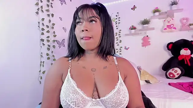 Emily restrepo online show from January 2025 04:16:02 AM