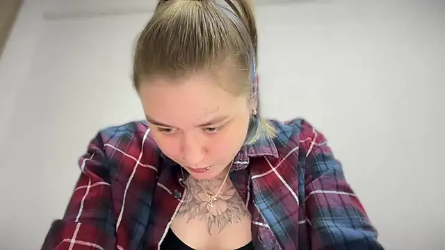 Isabel-Bailey online show from October 2025 09:01:01 PM