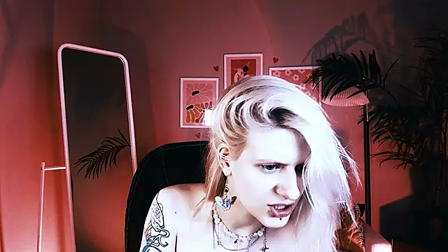 Noah ElmerX online show from October 2025 04:50:01 PM