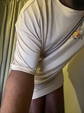 YesTheSexiest online show from June 2026 06:30:01 PM