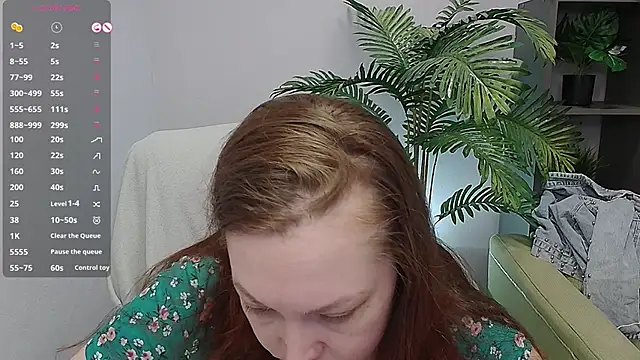 CutieGinger online show from November 2025 03:45:02 PM