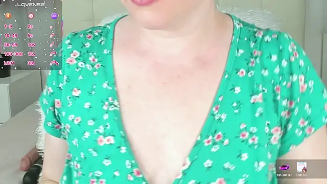 CutieGinger online show from April 2026 06:14:02 AM