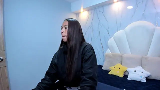 Snapshot of Rosalinda_Cortez chatting on January 2025 12:52:02 PM Rosalinda Cortez online show from January 2025 12:52:02 PM