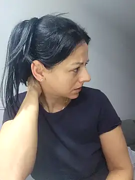 Snapshot of bruneta_sexy23 chatting on January 2025 04:40:01 PM bruneta sexy23 online show from January 2025 04:40:01 PM