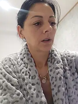 Snapshot of bruneta_sexy23 chatting on November 2025 04:10:02 AM bruneta sexy23 online show from November 2025 04:10:02 AM