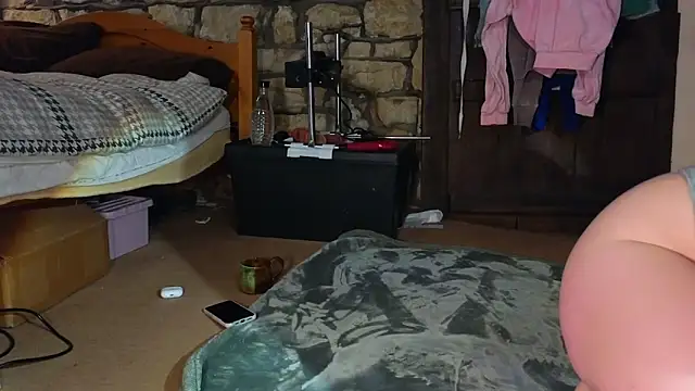 Bellazeebub online show from January 2026 11:01:02 AM