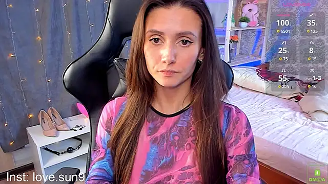 Michel Momsen online show from December 2024 06:28:01 PM