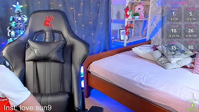 Michel Momsen online show from December 2024 12:34:02 PM