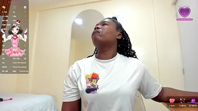 Snapshot of Cristale69 chatting on December 2024 01:56:02 PM Cristale69 online show from December 2024 01:56:02 PM