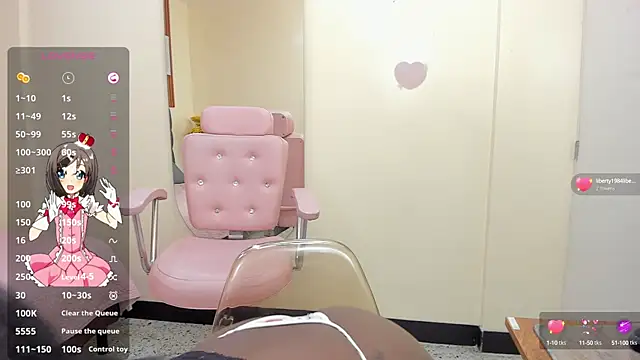 Snapshot of Cristale69 chatting on March 2025 02:12:02 PM Cristale69 online show from March 2025 02:12:02 PM