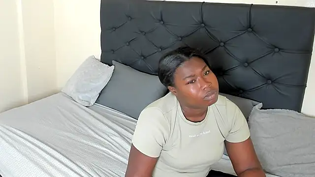 Cristale69 online show from February 2026 06:45:01 PM