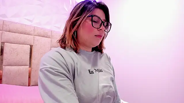 PauletteJ online show from January 2025 11:54:01 AM