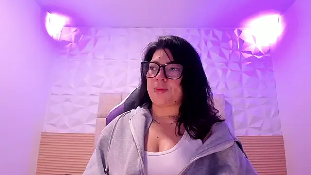 PauletteJ online show from May 2026 11:49:02 AM