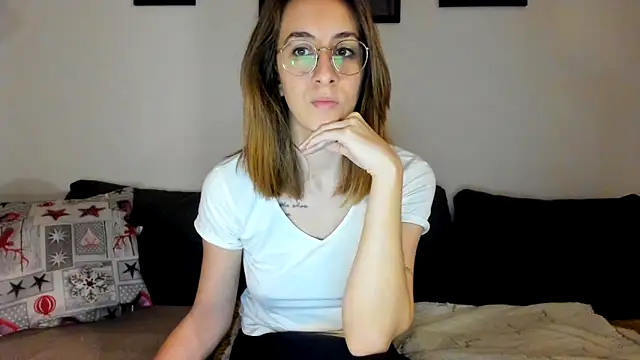 DesireMore90 online show from February 2025 09:41:02 PM