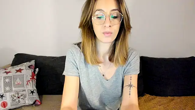 DesireMore90 online show from February 2025 04:03:01 PM