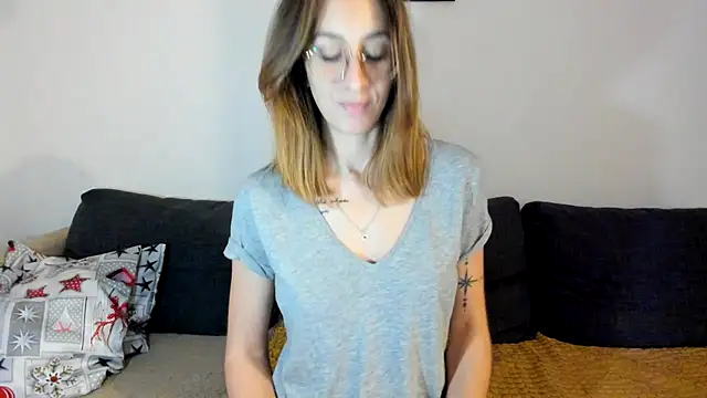 DesireMore90 online show from February 2025 07:42:01 PM