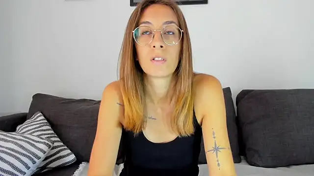 DesireMore90 online show from September 2025 02:21:01 PM