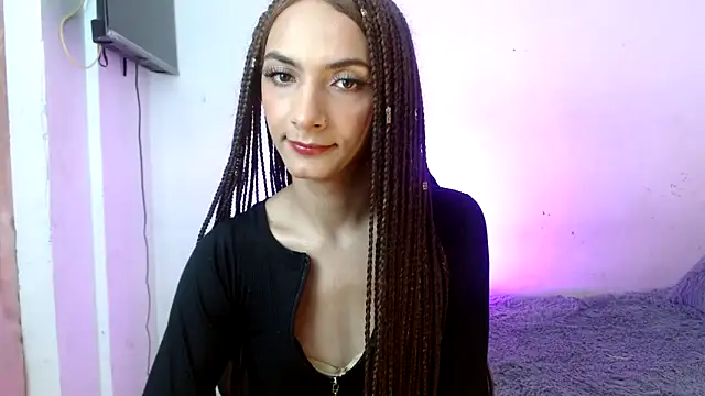 Snapshot of Katty_fox69 chatting on March 2025 02:04:02 AM Katty fox69 online show from March 2025 02:04:02 AM