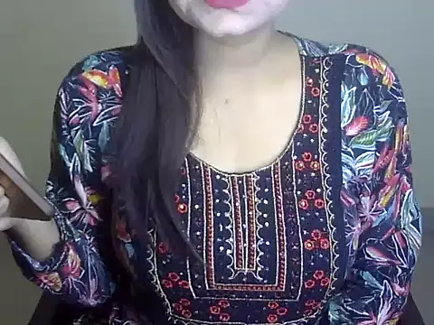 Snapshot of Lusty_Wife1 chatting on December 2024 10:34:02 AM Lusty Wife1 online show from December 2024 10:34:02 AM